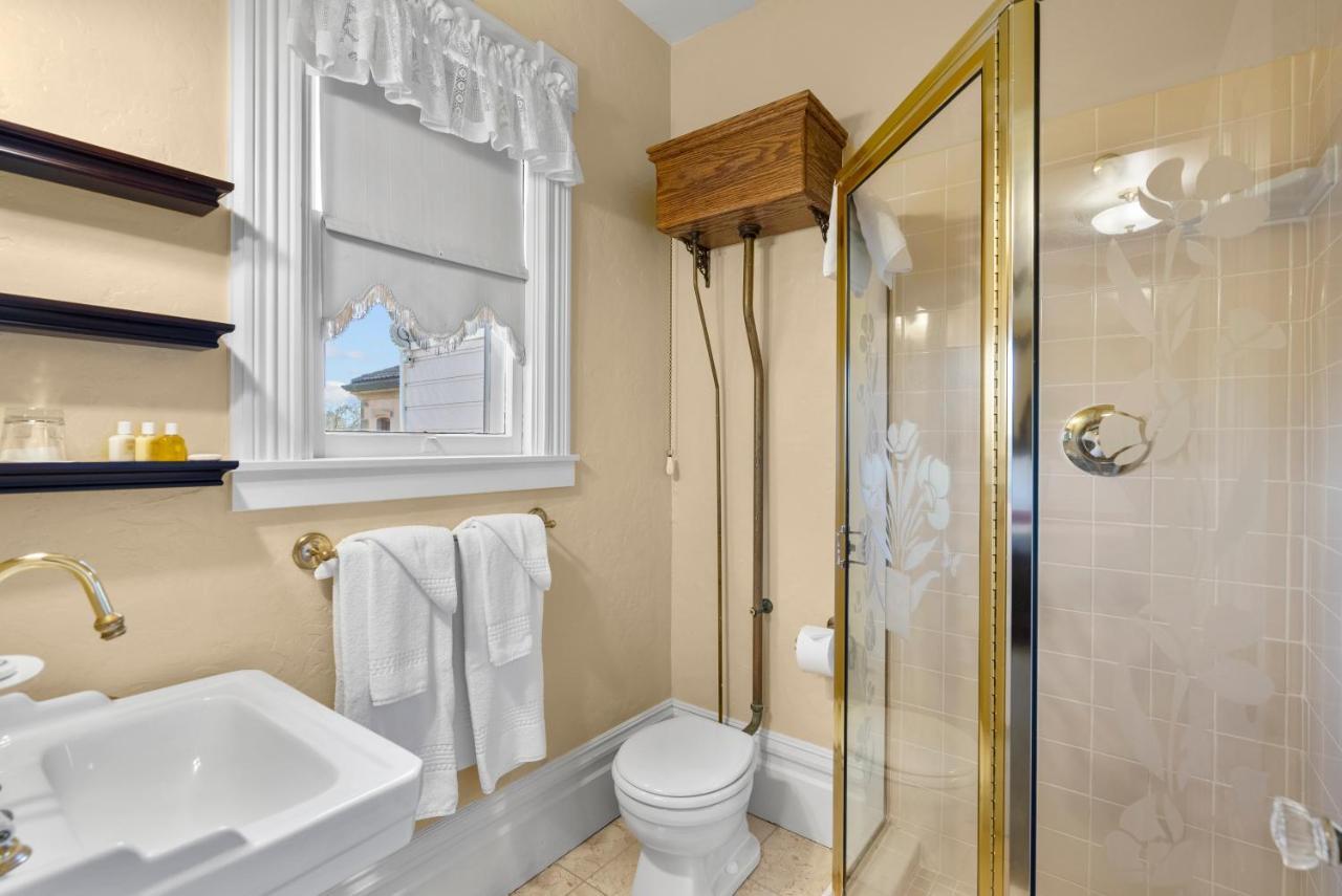Hennessey House Bed And Breakfast นาปา ภายนอก รูปภาพ