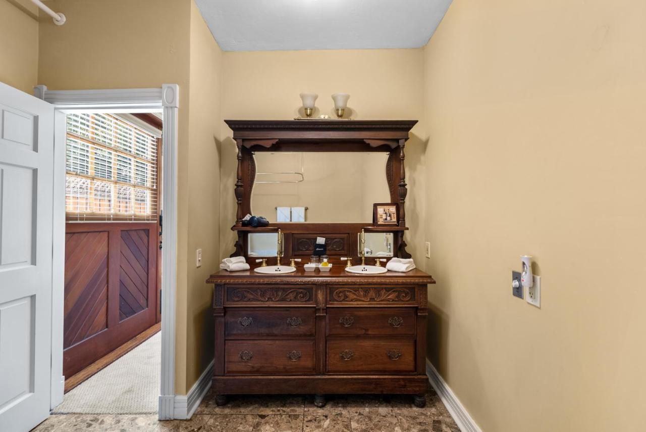 Hennessey House Bed And Breakfast นาปา ภายนอก รูปภาพ